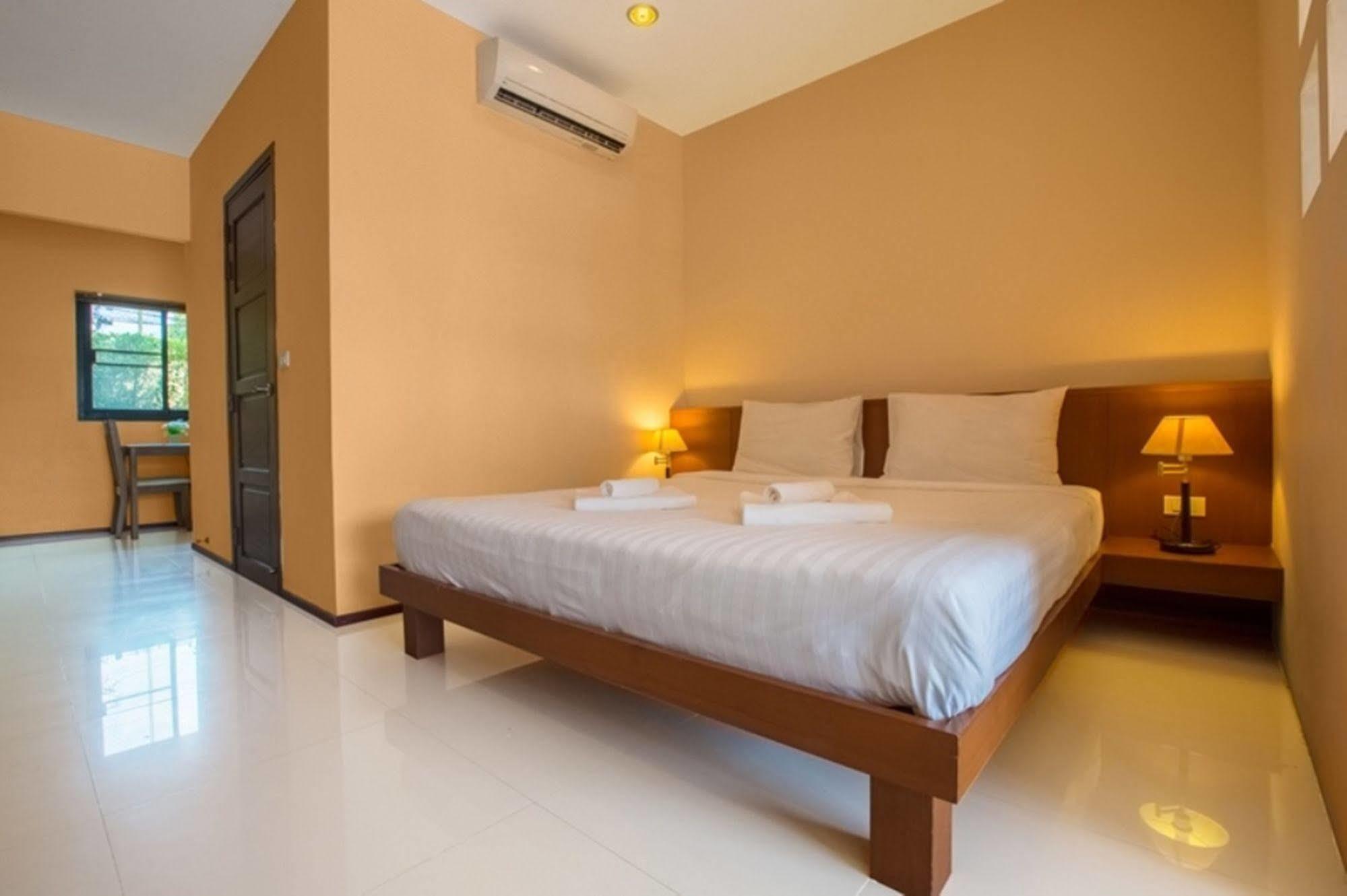 Avanta Condominium Mae Nam Beach Eksteriør billede